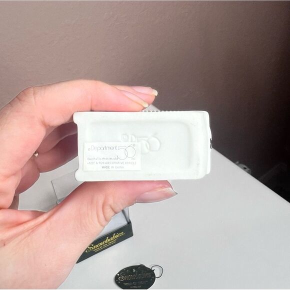 3/$20 Snowbabies Hold on Tight Hinged Box - Picture 10 of 13